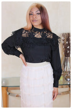 Load image into Gallery viewer, Black Lace Puff Sleeve Top
